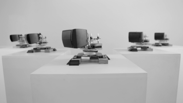 白小墨作品-进化-静态01.png 6d04cbbf877f5f1cd52f4491a2636261.png