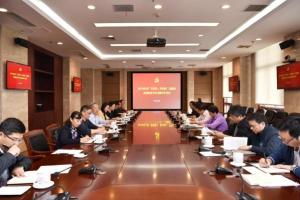 【主题教育】学校党委理论学习中心组就“立德树人守初心，培养担当民族复兴大任的时代新人”进行集中学习