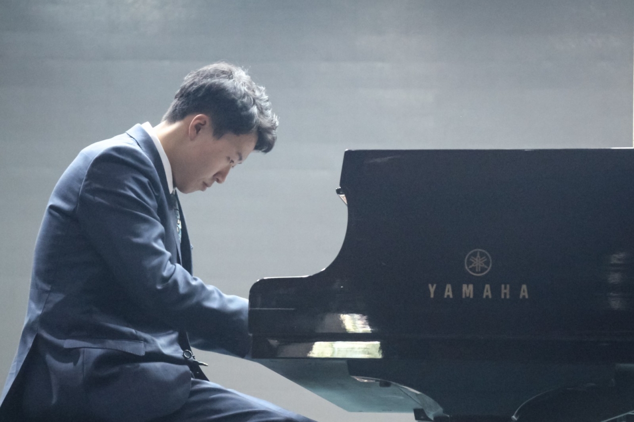 独奏三 (2).jpg 独奏三 (2).jpg