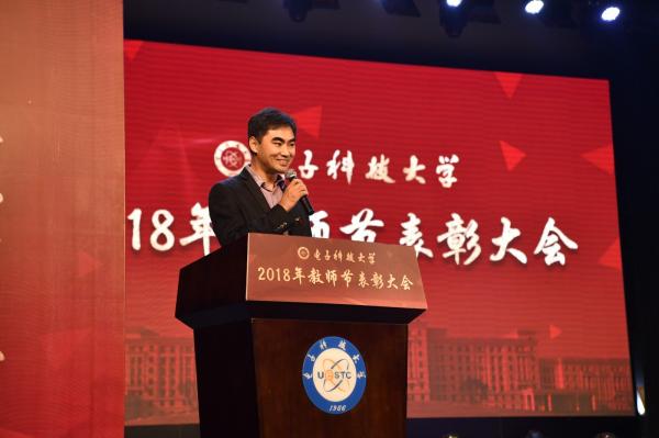 _ND55955.JPG 6ed3deb57ad1556fa9e40880cea1b2a3.jpg