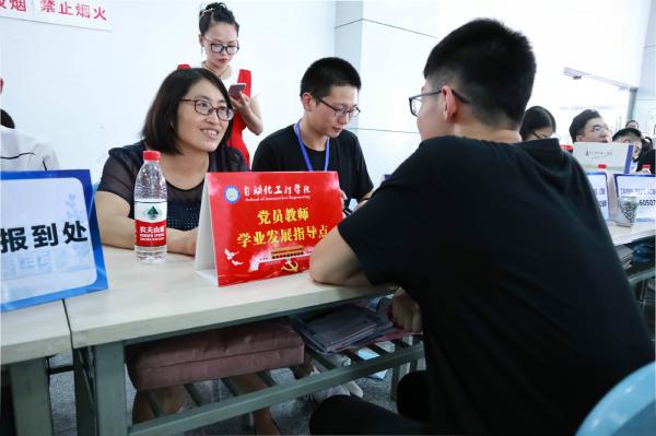 自动化1.jpg 自动化1.jpg