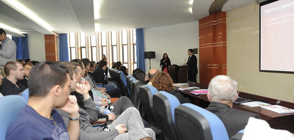 蒙彼利埃二大师生代表团来校交流访问