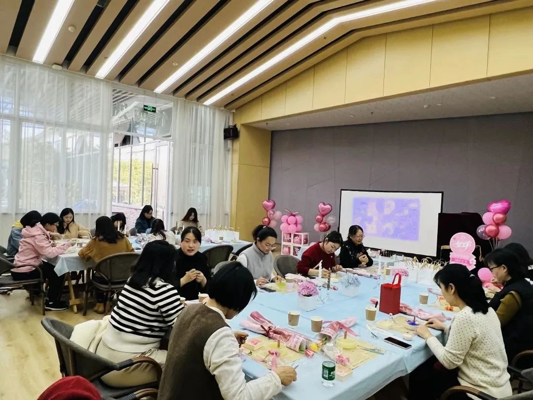 d5152a5146a431d867b8c7e732c5b695.jpg d5152a5146a431d867b8c7e732c5b695.jpg