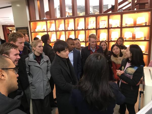 清华大学苏世民书院师生来校参观交流