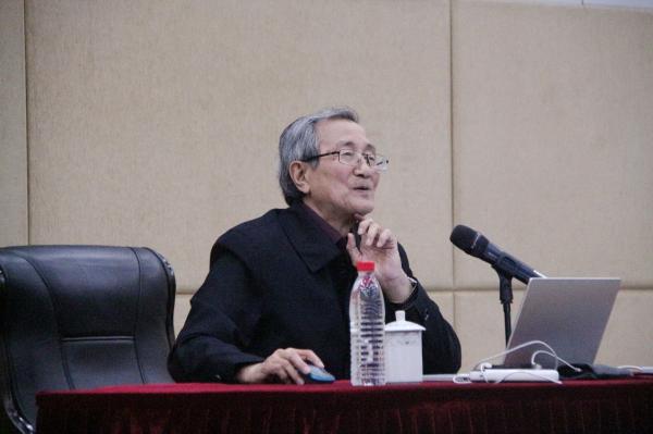 【成电讲坛】清华大学胡显章教授谈多读书读好书善读书