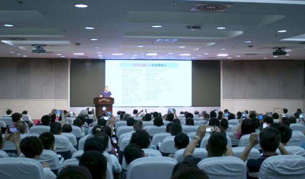 开拓招生宣传新模式 助力“新四会”精英人才培养