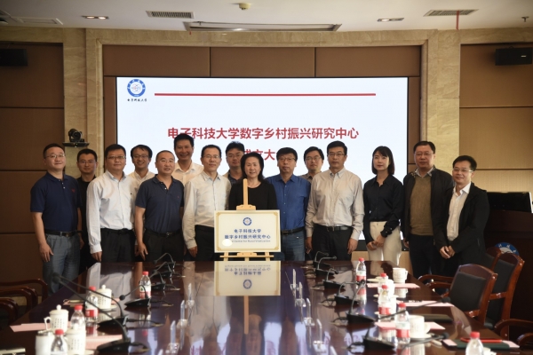 _DSC6711.JPG 73705c92a1693ba5dddf1ff7cf1891d1.jpg