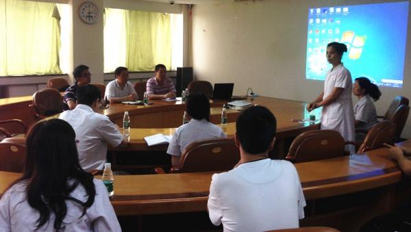 医学院学术沙龙探讨电子科学与临床医学的交叉研究