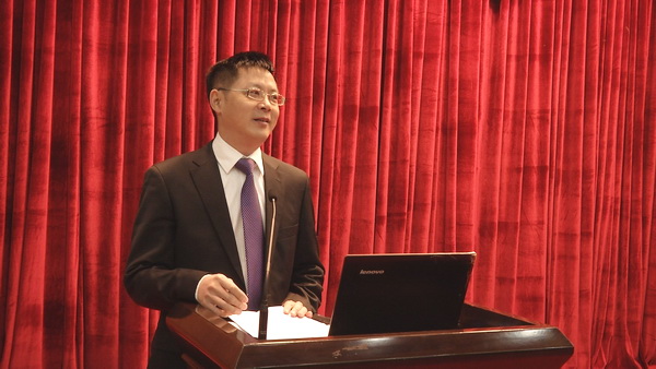 jiqi03.jpg 74039d0ccf2b85ad43c6e2718bf853f9.jpg