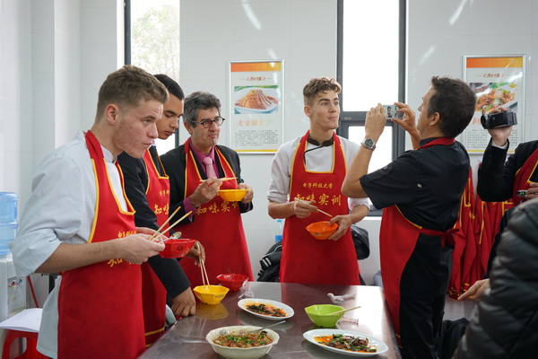 faguo0007.JPG 757c14b6129154ac0cf31e00c3361c35.jpg