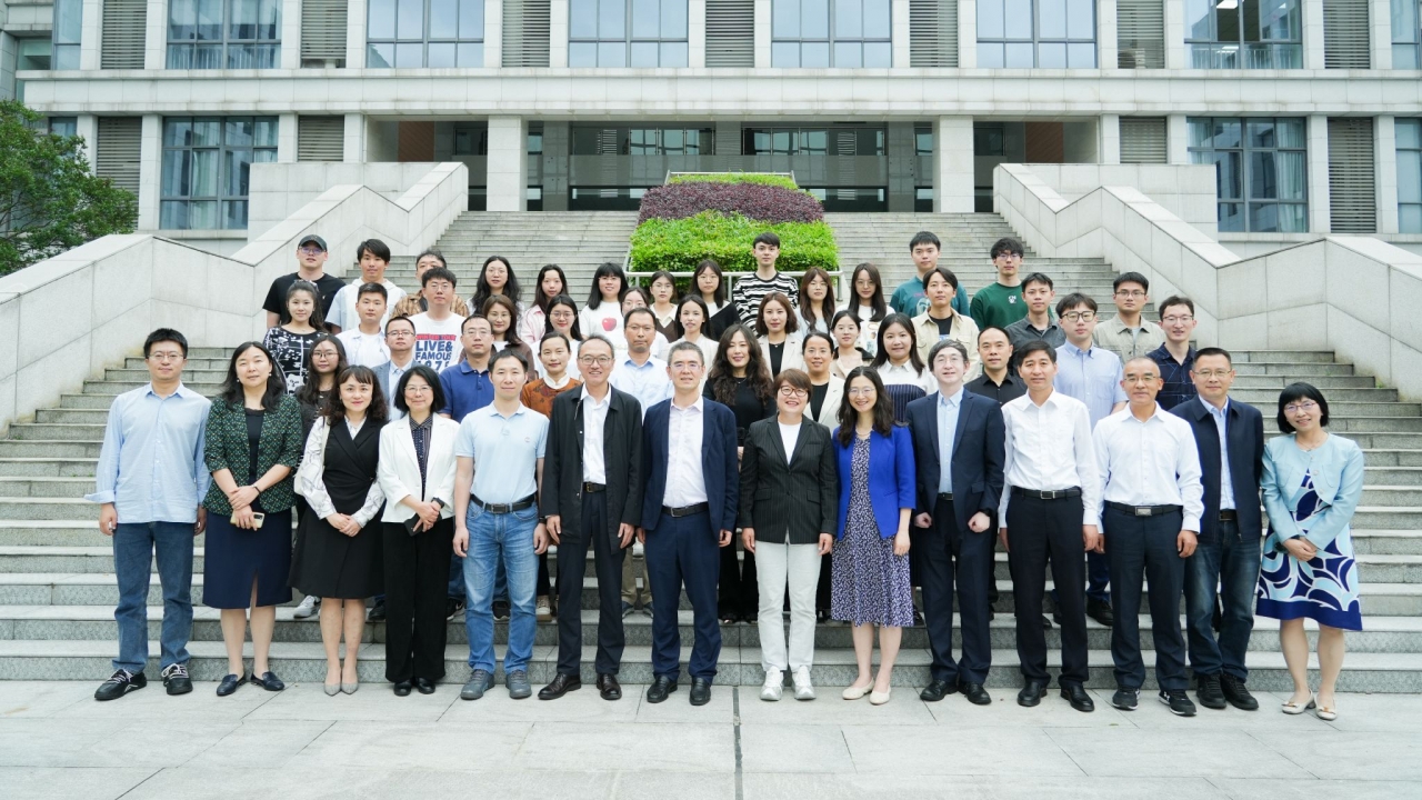 246568F86D62666FD0AC59C3C8B_9CD0856F_6D2