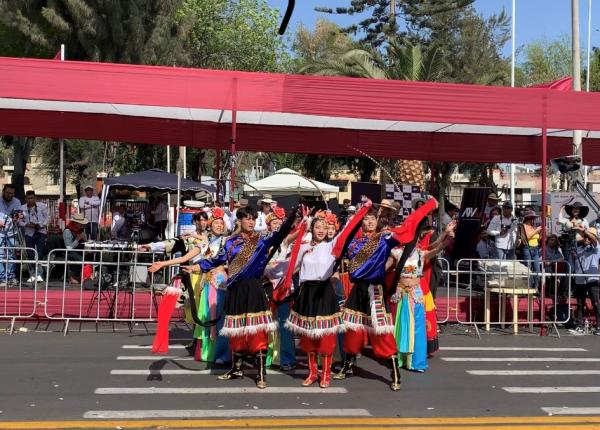 学生艺术团赴秘鲁阿雷基帕开展“PANDA成都”主题文化交流