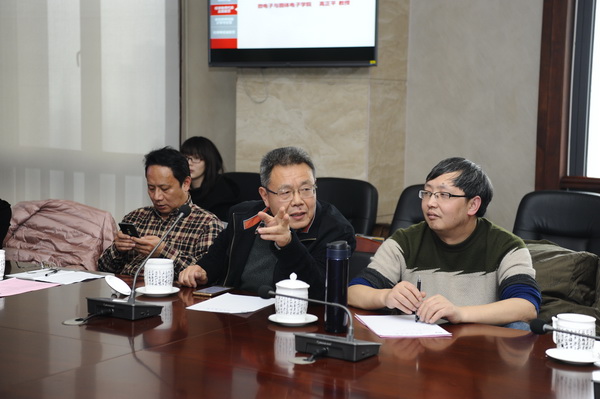 lingd006.JPG 76bd2d6a3e9f24af1109b4b6108492a9.jpg