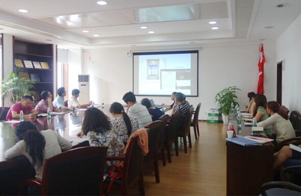 学生宿舍管理中心党支部狠抓作风建设