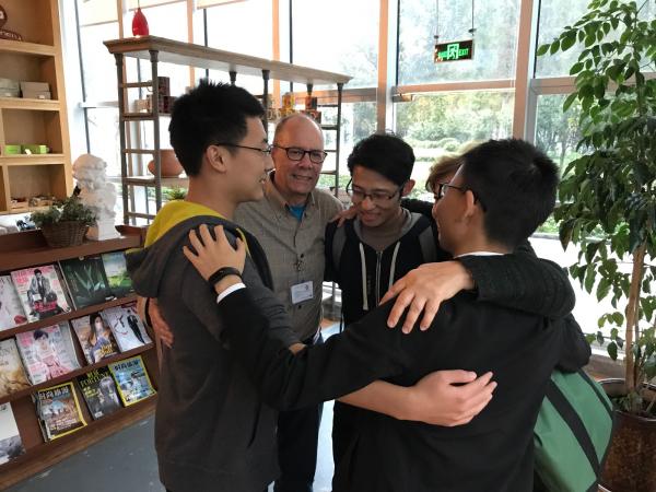 纽波特纽斯市访问中国友好城市代表团来校交流