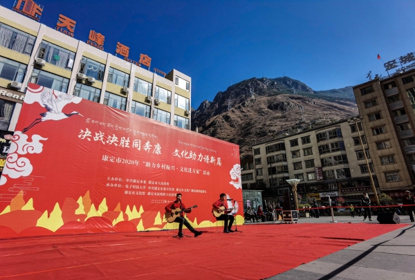 1115-8.jpg 1115-8.jpg