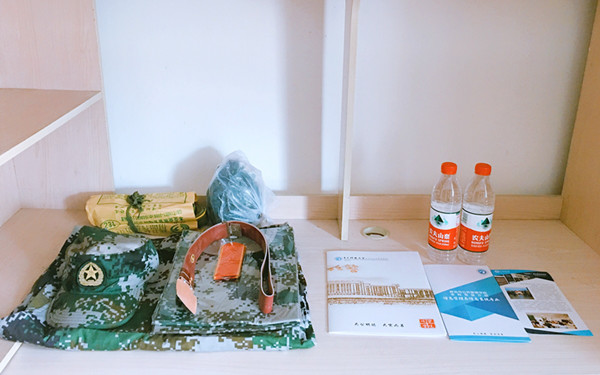 2.jpg 78f6688720e12b04f518a9104bd7cffa.jpg