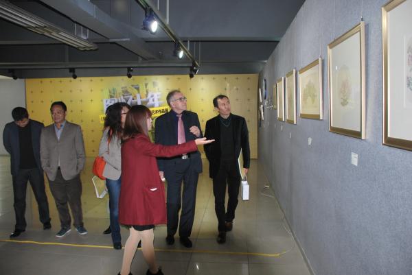 法国教育部高教司司长一行访问成都学院