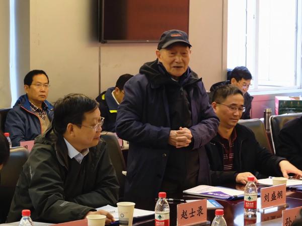 微波电真空器件国家级重点实验室年会在我校召开