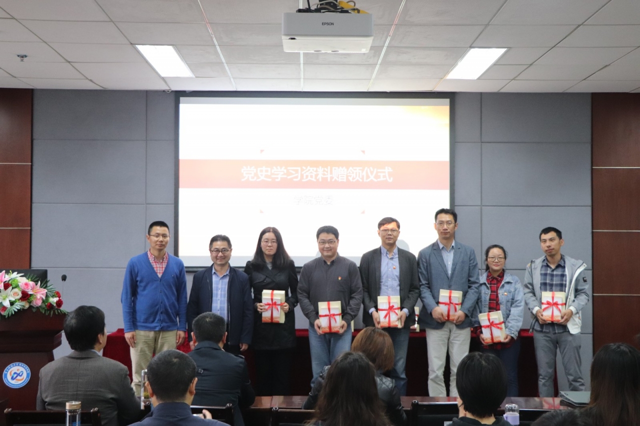 3.jpg 7c0c2b1cb2ef83ef00990407226bb0a2_8cd31.j