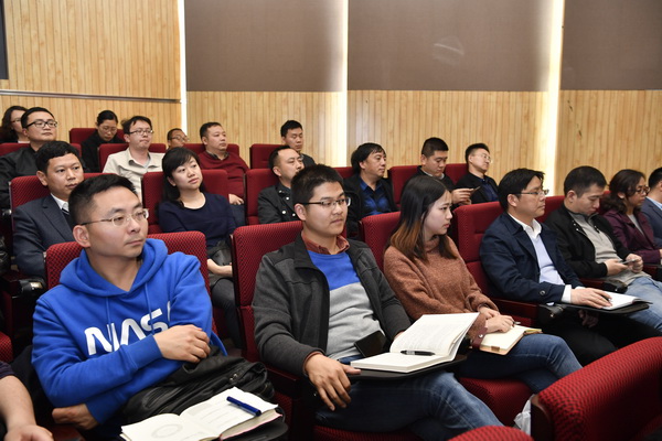 传达0007.JPG 7c263d96c82a2b29001abeed129bd0bb.jpg