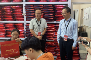 胡俊校长检查指导本科招生录取工作