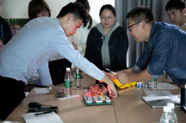 7d9e5b1cc2fa8ec2a23c21d542362c09_40000.j