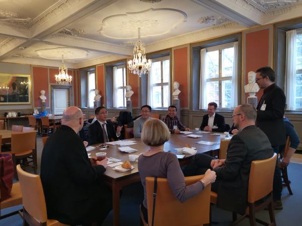 学校代表团出访丹麦和法国合作院校