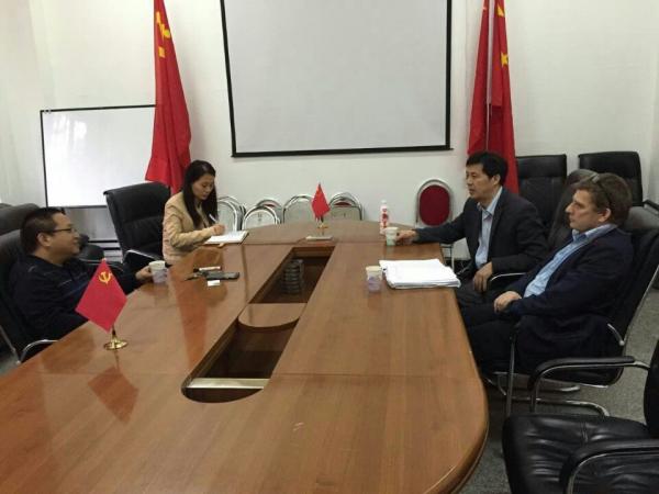 思克莱德大学国际教育学院副院长访问物电学院