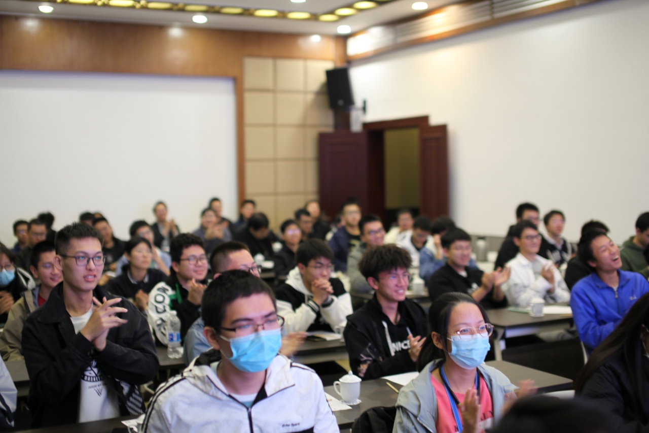 IMG_2801.JPG 7f9ab13570bcfe4ac417068b381a2aaf_ff388.j