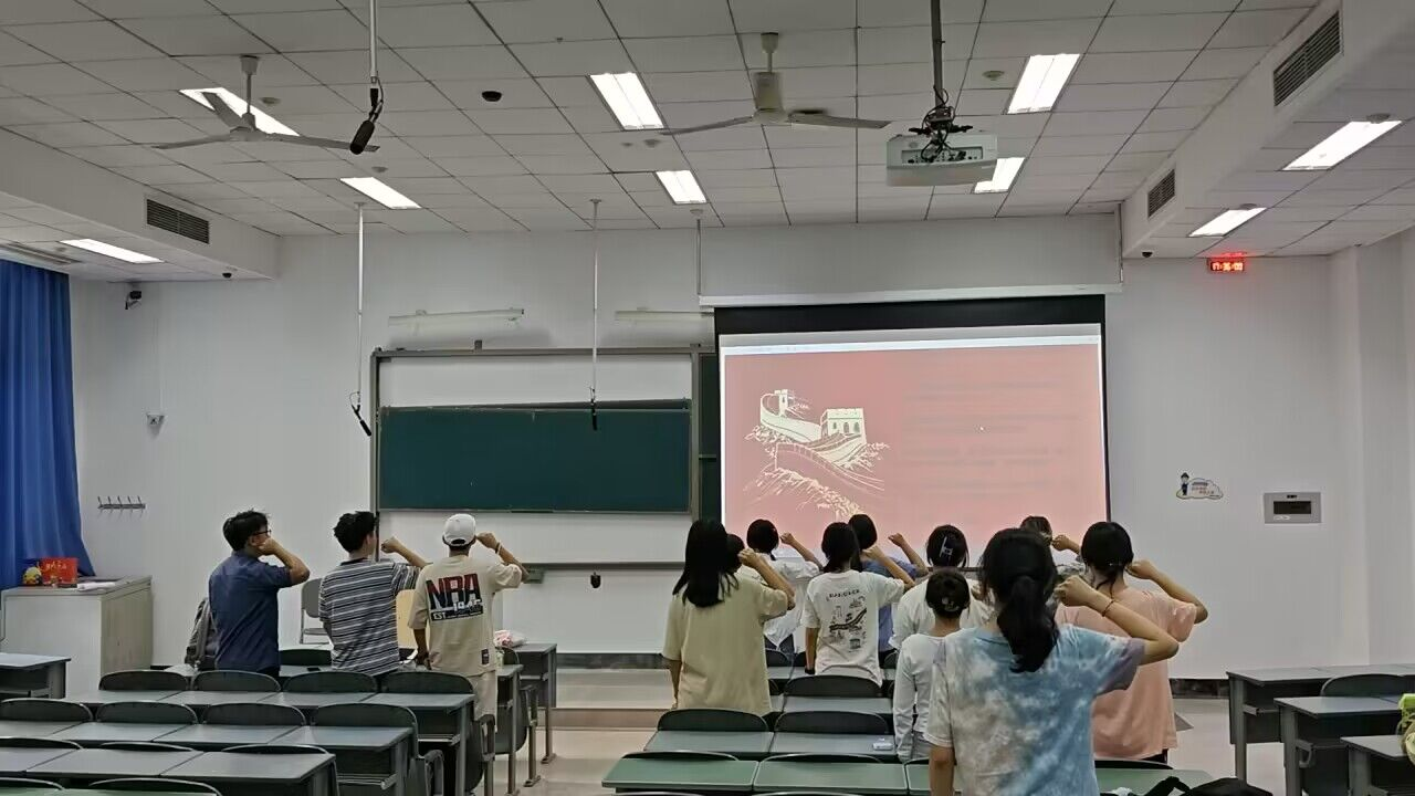 外国语学院开展本科新生入学教育