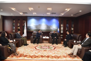 海南省教育厅副厅长邢孔政一行来校访问