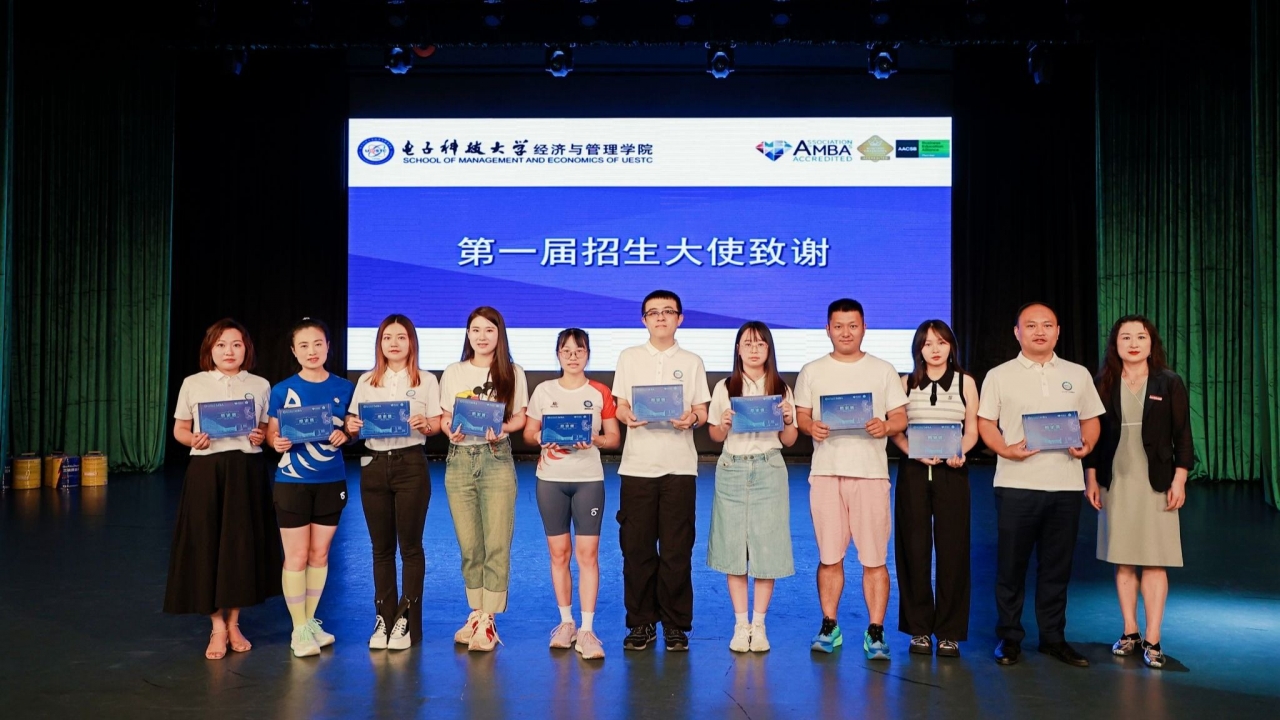 0D5294FEDAAEA2F565124115DF7_466DC63C_44B