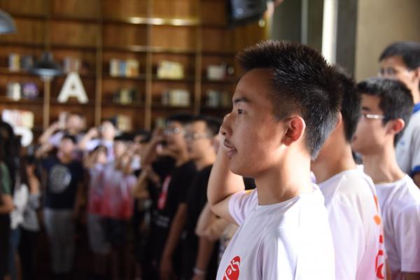 【实践】“立人班”举行2017年暑期社会实践出征仪式