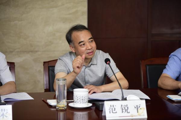 fan005.JPG fan005.JPG