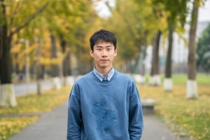 【美丽成电·奋斗之美】学习棒、科研好、热心肠，这样的张导i了i了！