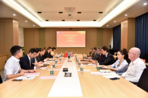 电子科技大学——格拉斯哥大学中外合作办学机构联合管委会举行会议