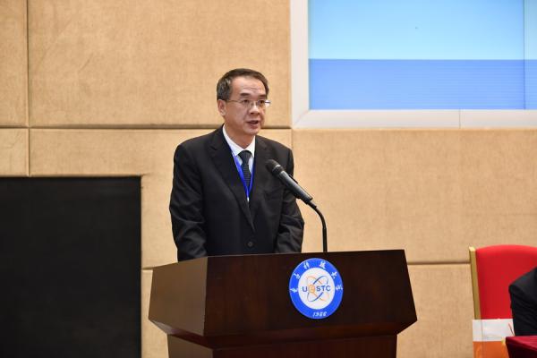 开幕式0017.JPG 8677af3e12e4b1d3452e18c086892c29.jpg