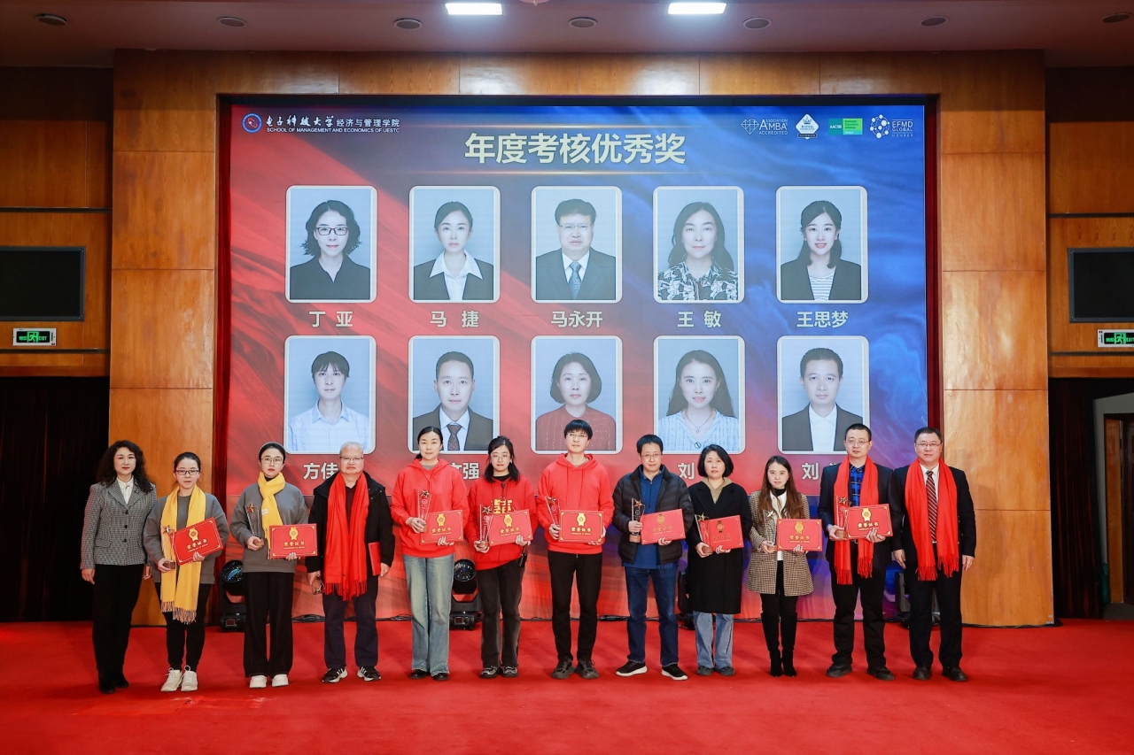 2657D886CD42B73C57D4D0FB0B5_41492F27_5D5