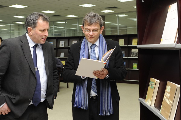 gelasige32.jpg 1421033605198823_1.jpg