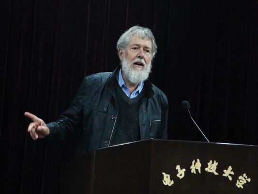 David Blair教授做客成电讲坛分享引力波发现之旅