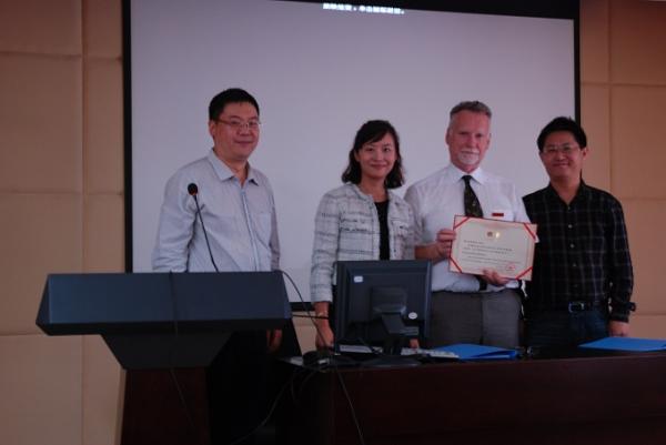 法国国家科学研究中心雷米·马修教授受聘为我校协议教授