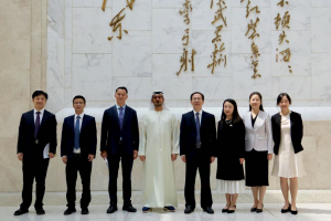 阿联酋驻华大使侯赛因·哈马迪一行来校访问