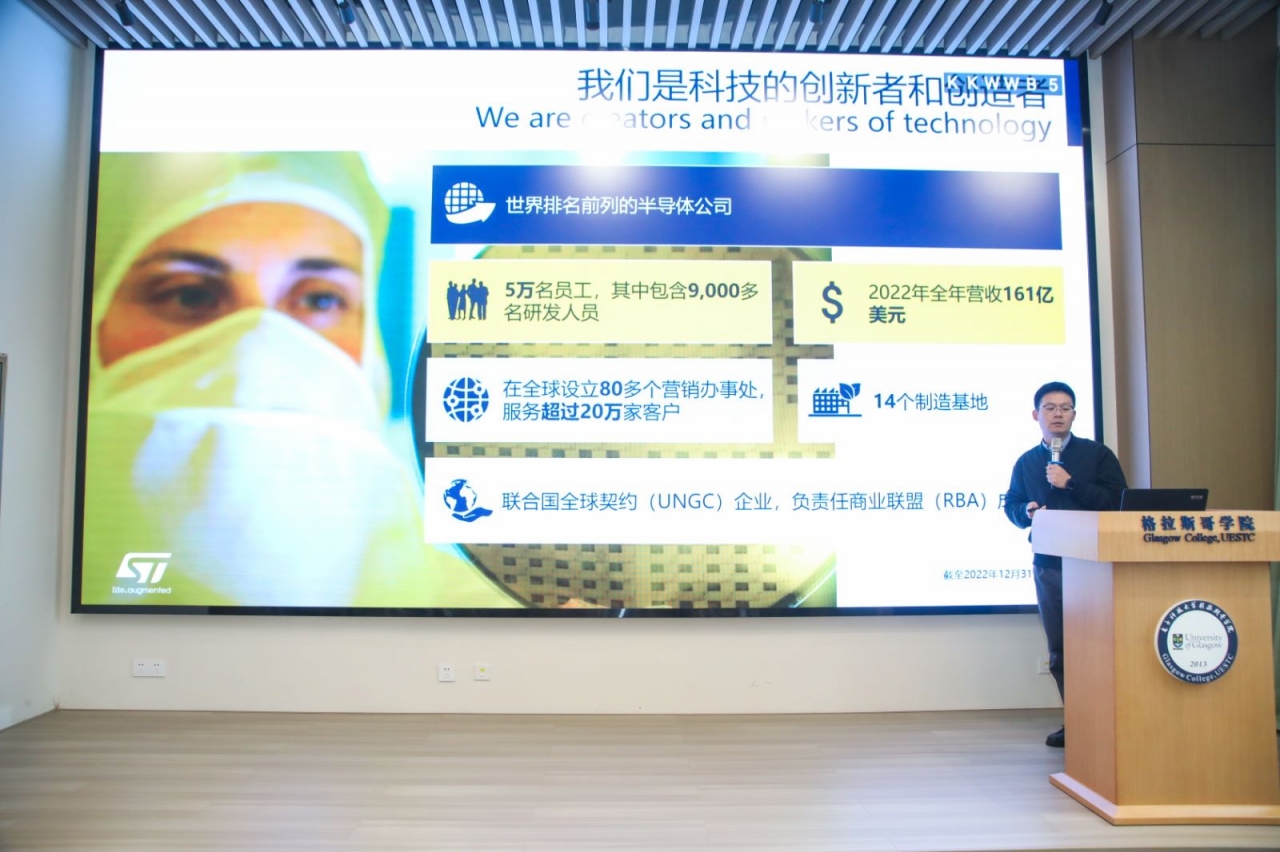 2de0bf96bg425030d58ba29bf0788087.jpg 2de0bf96bg425030d58ba29bf0788087.jpg