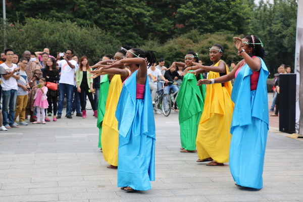 liuxuesheng0009.JPG 8b57ca486c93eb3d5ecfbca14830a40b.jpg