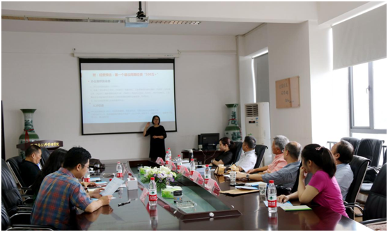 【两学一做】谢梅：在教书育人中做“两学一做”的践行者