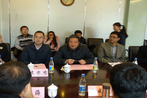 云计算网络操作系统研讨会在我校举行