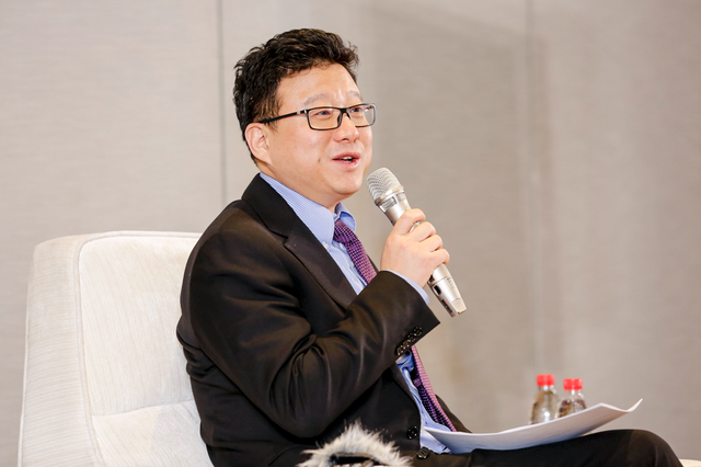 【聚焦两会】成电校友建言献策 履职为民不负使命