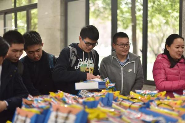 11.jpg 8d706e0203c3b9239d628e9d02bfc8bb.jpg