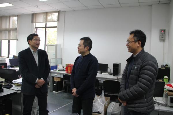 胡校.JPG 胡校.JPG